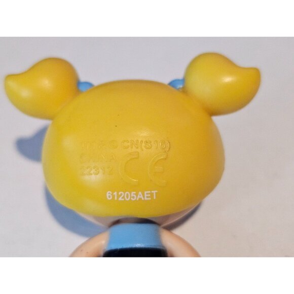 Powerpuff Girls Bubbles Cartoon Network Mini Figure 2.5" Blue Yellow Toy - Picture 4 of 7